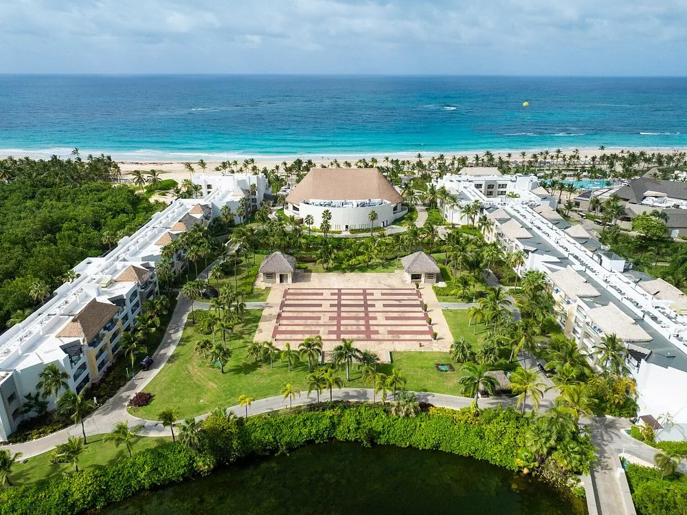 Hard Rock Pool